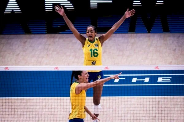 Brasil bate Japão e vai para a semifinal da Liga das Nações de vôlei