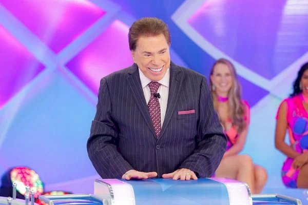 Em reencontro com seus pupilos, Silvio Santos prepara volta à TV