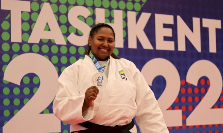 Mundial de Judô: Beatriz Souza conquista prata, a 4ª medalha do Brasil