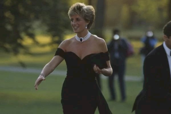 “Vestido da vingança”: look de Lady Di estará no figurino de The Crown