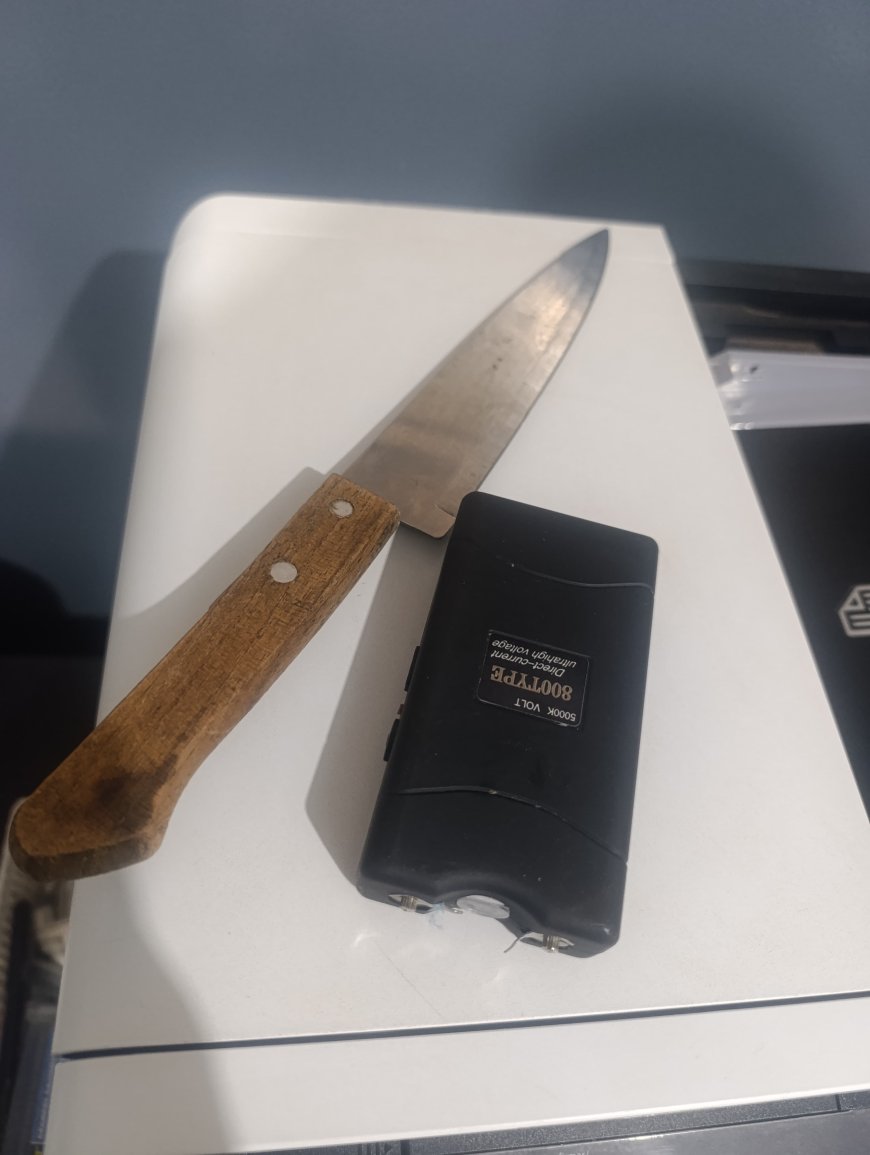 Mulher de 28 anos é presa após aplicar choques e desferir facada na própria mãe em Ponta Porã