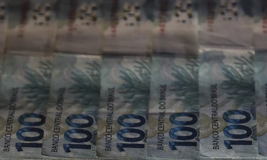 Ultrapassa R$ 7,9 tri, dívida Pública sobe 0,71% em julho