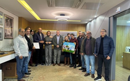 Prefeitura entrega título de propriedade ao Clube de Imprensa de Ponta Porã