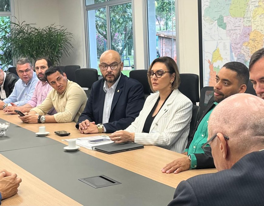 Prefeito de Naviraí participa de agenda na Itaipu Binacional em Foz do Iguaçu