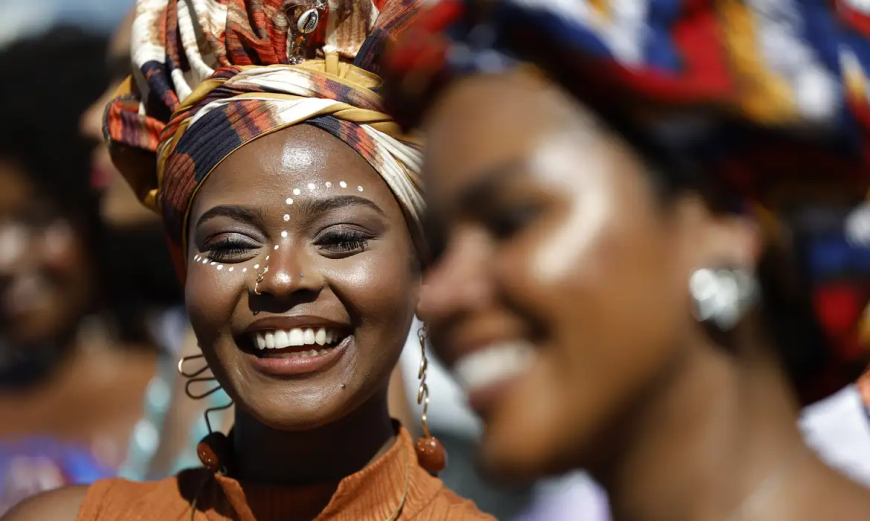Saúde da pele negra: Especialistas defendem atenção específica