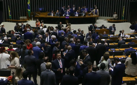 Até R$ 5 mil: Câmara aprova isenção