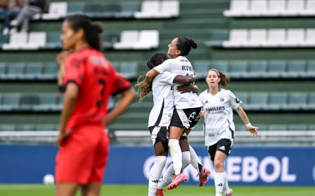 Libertadores Feminina: Com técnica brasileira, Colo Colo vai à semi