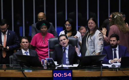 STF,  Câmara aprova regras para julgamentos e envia texto ao Senado