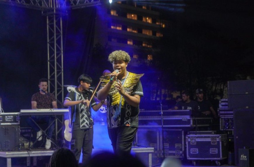 Estudante indígena de Aquidauana emociona jurados no The Voice e vira três cadeiras com música gospel