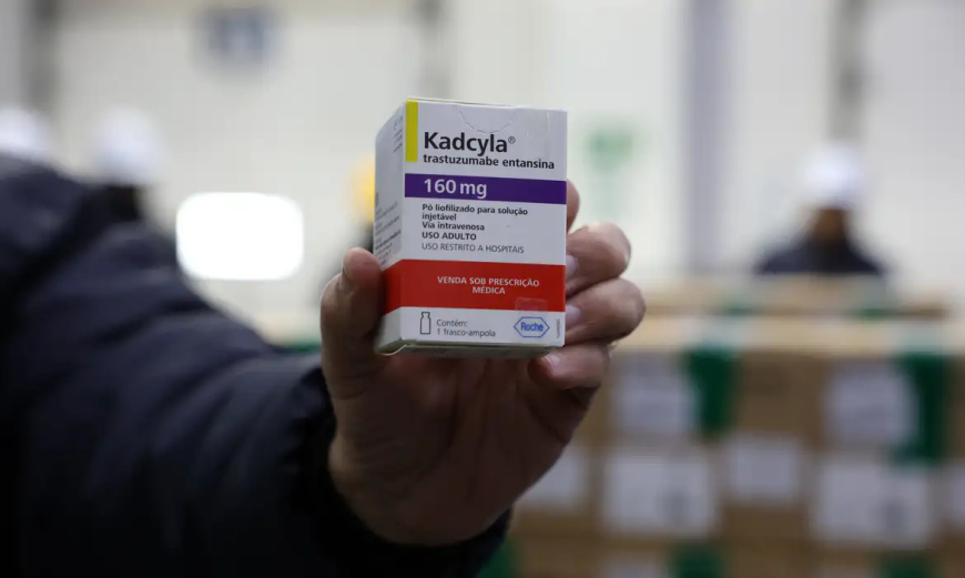 No SUS: Brasil recebe lote de medicamento para tratar câncer de mama