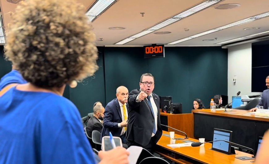 Deputada do PSOL perde o controle após Rodolfo Nogueira dizer que Lula ignorou operação no Rio