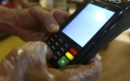 BC em caso de falhas: bandeira de cartão terá de pagar transações