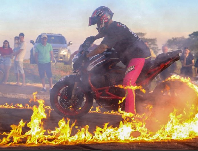 Domínio Vertical promete “esquentar o asfalto” no Motorcycle 2025 em Ponta Porã