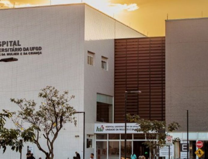 Dez médicos, hospital universitário da UFGD abre processo seletivo