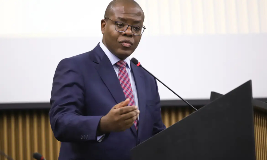 Importunação sexual: PF indicia ex-ministro Silvio Almeida