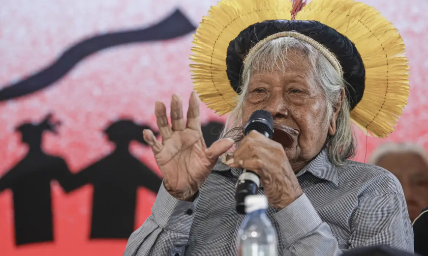 Cacique Raoni pede que luta continue, o encerrar Cúpula dos Povos