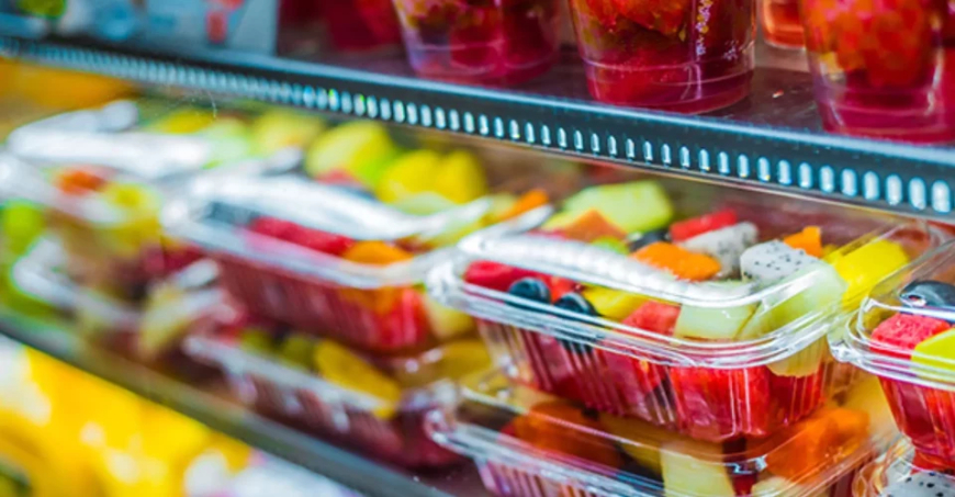 Frutas pré-cortadas podem perder nutrientes e oferecer riscos à saúde, alertam especialistas