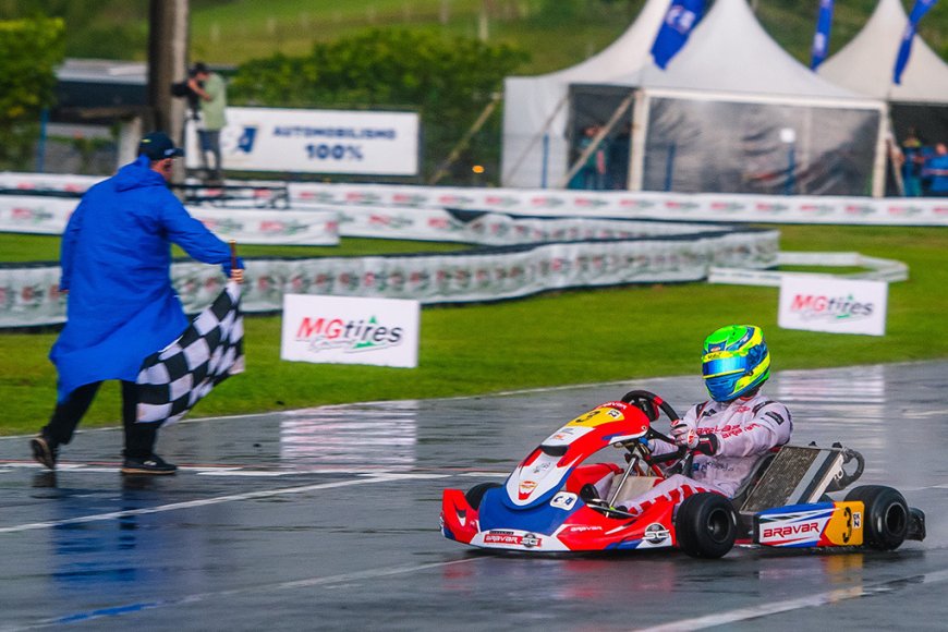 Chuva tira chances de Firás Fahs disputar o título no Brasileiro de Kart