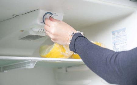 Consumo nas férias exige atenção: Conta de luz tem redução em dezembro com bandeira amarela