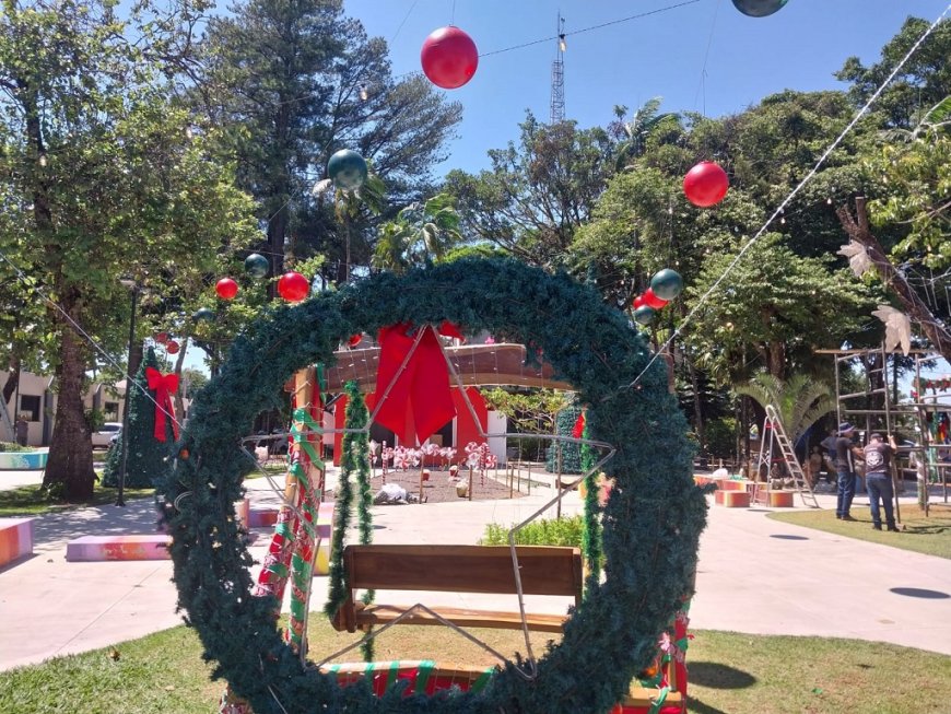 Natal dos Sonhos com muitas luzes e chegada do Papai Noel será aberto com a Fronteira Criativa