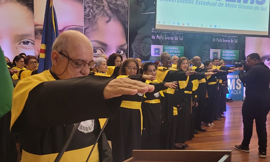 Com apoio da senadora Soraya Thronicke, Universidade da Maturidade realiza formatura marcada por emoção e inclusão