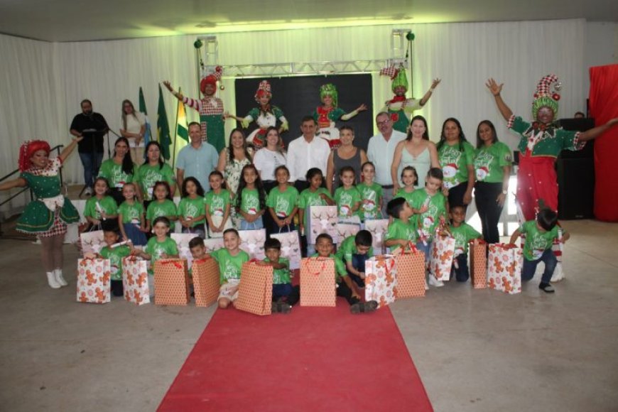 JAPORÃ: CEI ‘José Joaquim de Brito’ realiza formatura e entrega presentes aos alunos do Pré-Escolar