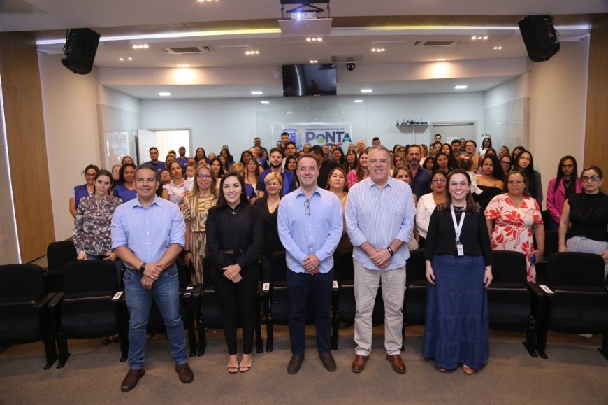 Servidores recebem certificado de formatura do  programa Mais Saúde com Agente