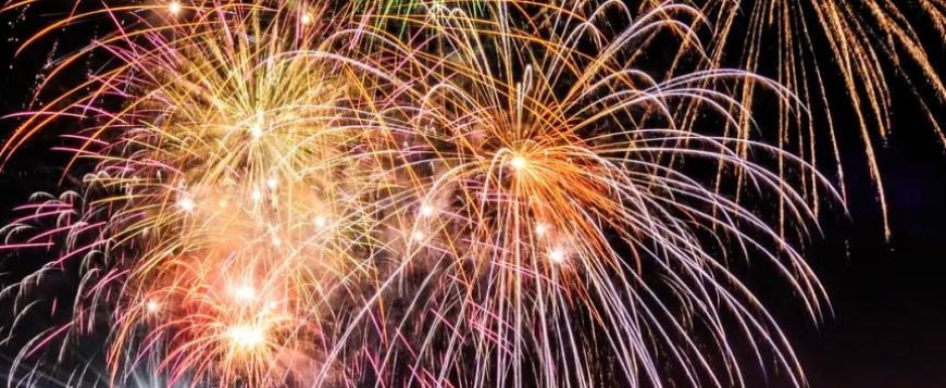 Chegada de 2026: Praça Ary Coelho terá atrações e show da virada