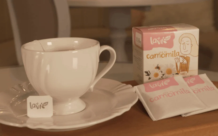 Após identificar larvas e insetos: Anvisa proíbe venda de lote de chá de camomila