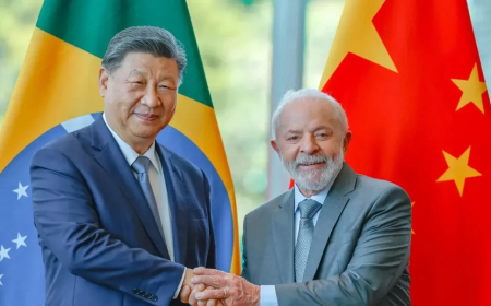 Ásia e Brasil: Xi Jinping garante a Lula apoio da China em tempos 'turbulentos'