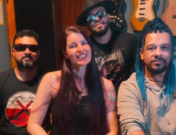 De Naviraí para o mundo: Banda Calli precisa de você no Lollapalooza 2026!