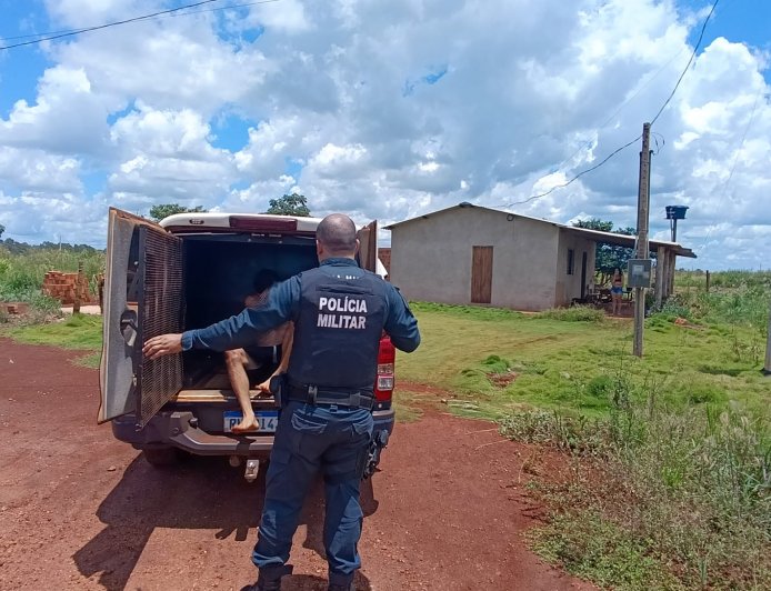 Polícia Militar de Nova Itamarati prende indivíduo por cárcere privado, violência doméstica e tráfico de drogas