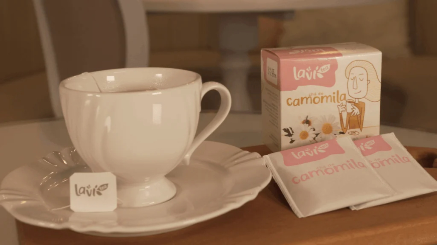 Após identificar larvas e insetos: Anvisa proíbe venda de lote de chá de camomila