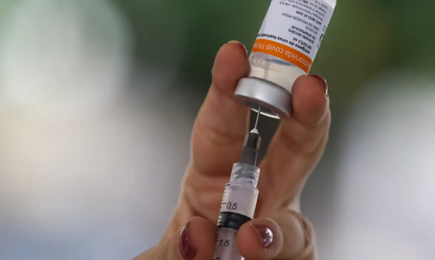 Pandemia: Há 5 anos, Brasil aplicava primeiras doses de vacina contra a covid-19