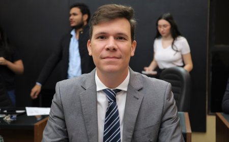 Vereador Gabriel Arce solicita reforma e  revitalização da Praça Santa Izabel em Ponta Porã