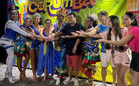 Em mais um Carnaval de Corumbá, Soraya Thronicke cai no samba e é homenageada