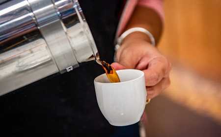 No bolso: Café inicia 2026 com sétima queda consecutiva de preços em supermercados