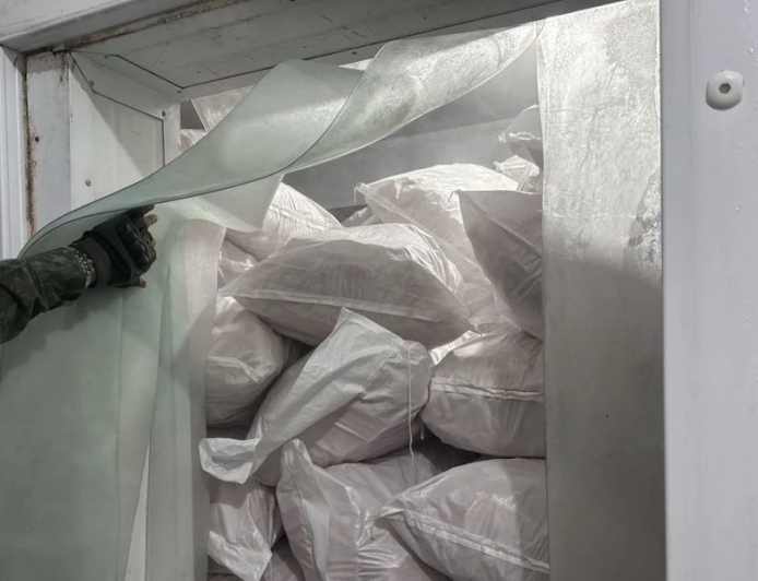 Em alerta: Casos da 'doença da urina preta' levam à apreensão de 100 toneladas de pescado em frigorífico