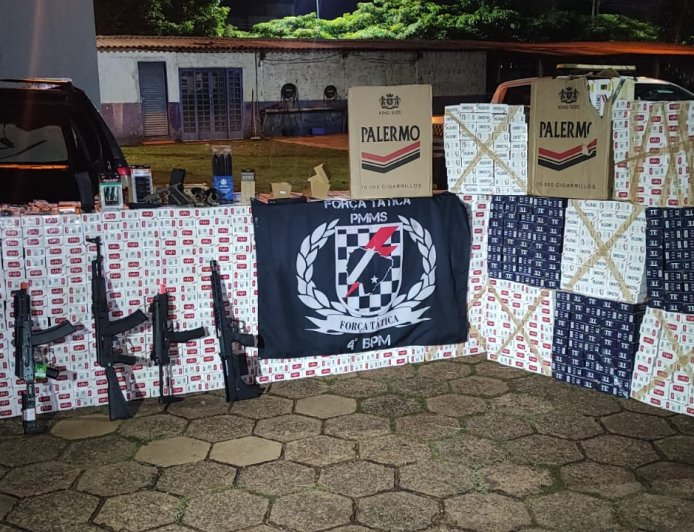 Força Tática do 4º BPM intercepta carga de cigarros e armamentos de airsoft após perseguição na fronteira
