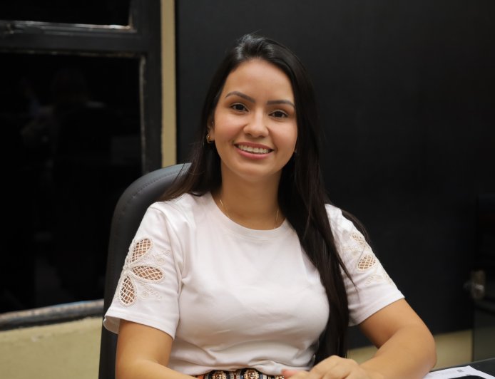 Vereadora Natália Velasques solicita melhorias  em vias e ampliação de rede elétrica em Itamarati