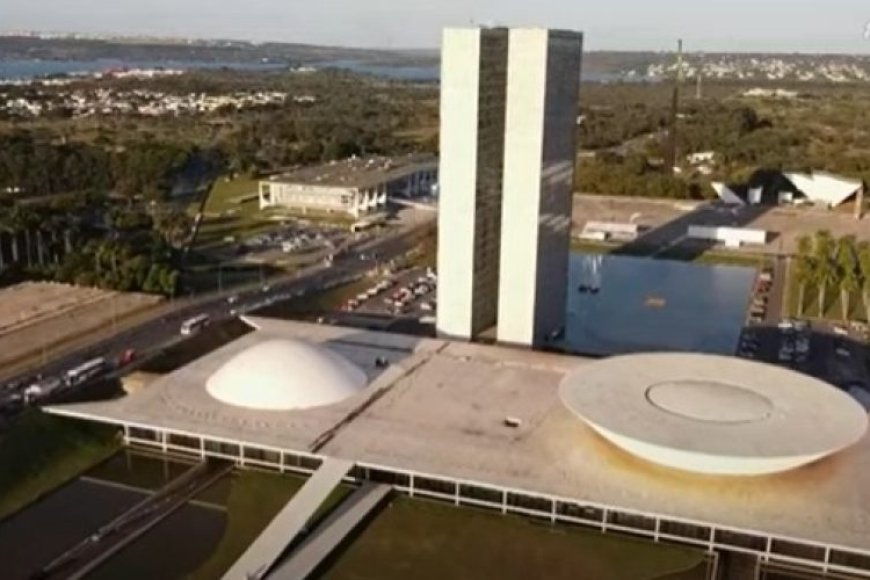 Brasília: Congresso retoma trabalhos pós-Carnaval com acordo Mercosul-UE, PEC da Segurança e escala 6×1 em destaque