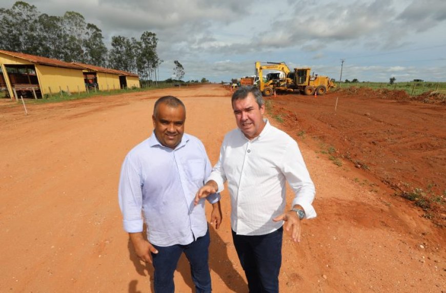 Corguinho: Governo entrega pavimentação em bairros e inicia obra na MS-244