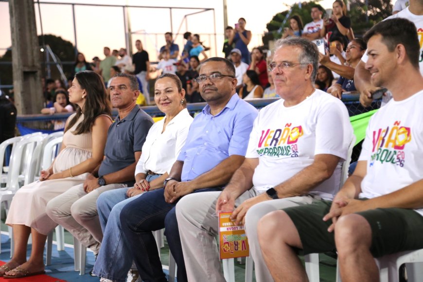 Jelson Bernabé e vereadores prestigiam abertura do Verão no Parque e destacam lazer familiar