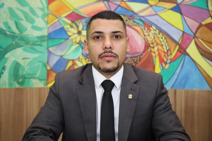 Vereador Leandro Bitencourt solicita  pavimentação em dois bairros de Ponta Porã