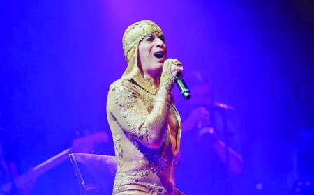 Ney Matogrosso faz show gratuito em Campo Grande no Festival da Juventude da UFMS