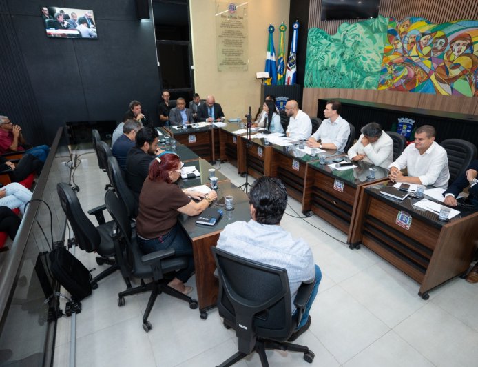 Reunião pública de vereadores com Energisa cobra soluções sobre péssimo serviços em Ponta Porã