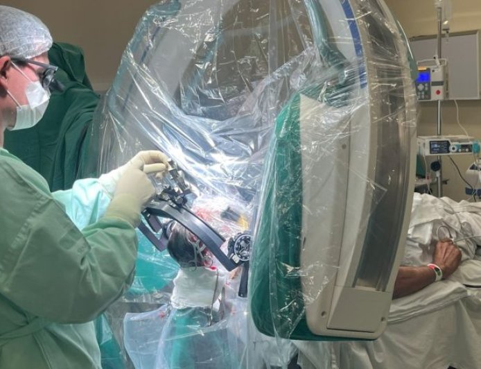 Hospital Regional de Três Lagoas realiza 1ª cirurgia cerebral pelo SUS para tratar Parkinson em MS
