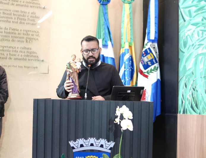 Homenagem a São José e problemas do  Hospital Regional marcam sessão da Câmara Municipal