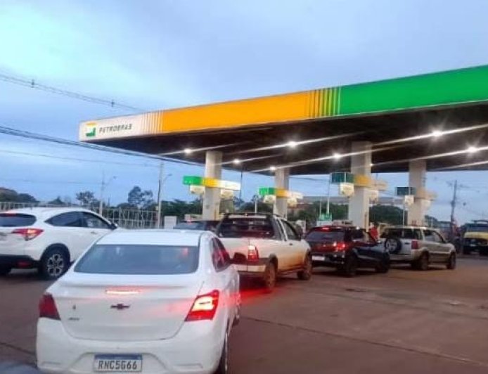 De olho: Diesel S10 chega a R$ 7,95 no crédito e tem variação de 21,17% entre postos na Capital