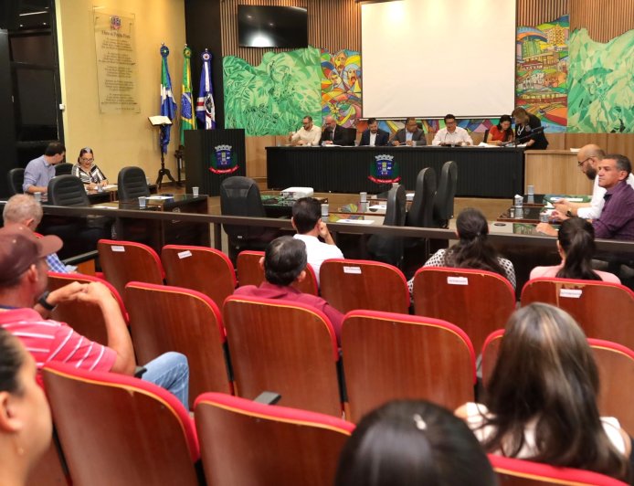 Energisa dá "calote" em Audiência Pública e prefere silêncio diante de reclamações